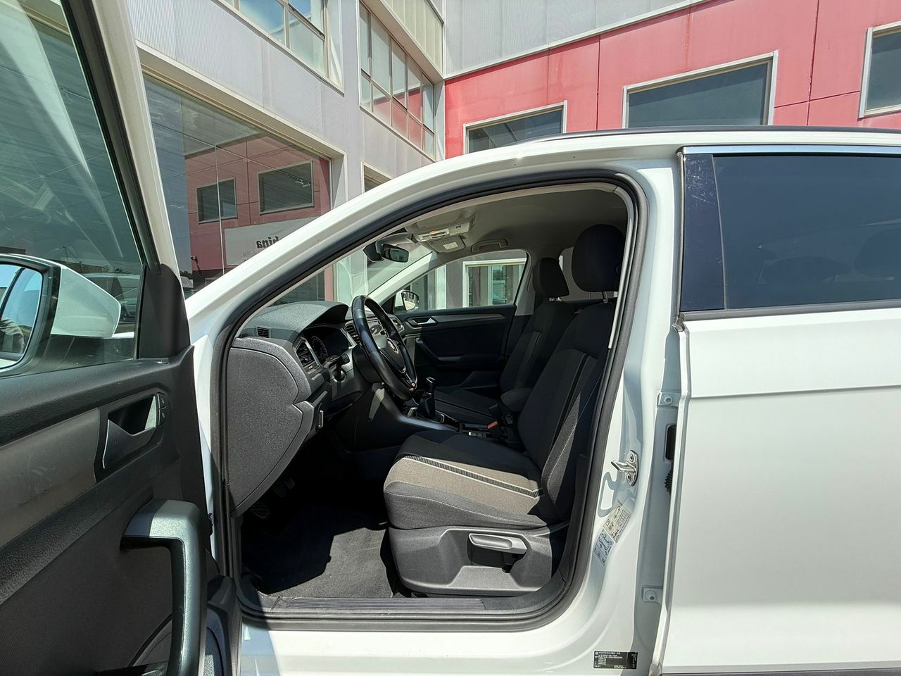 Volkswagen T-Roc Advance Style 2.0 TDI 110kW (150CV) - Foto 2