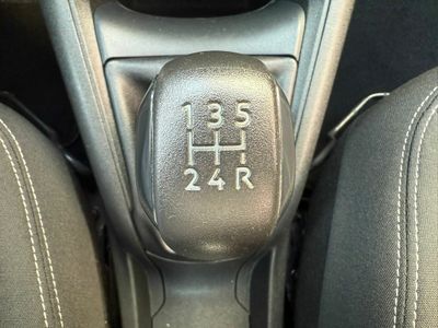 Peugeot 208 5P ACTIVE BlueHDi 73kW (100CV)