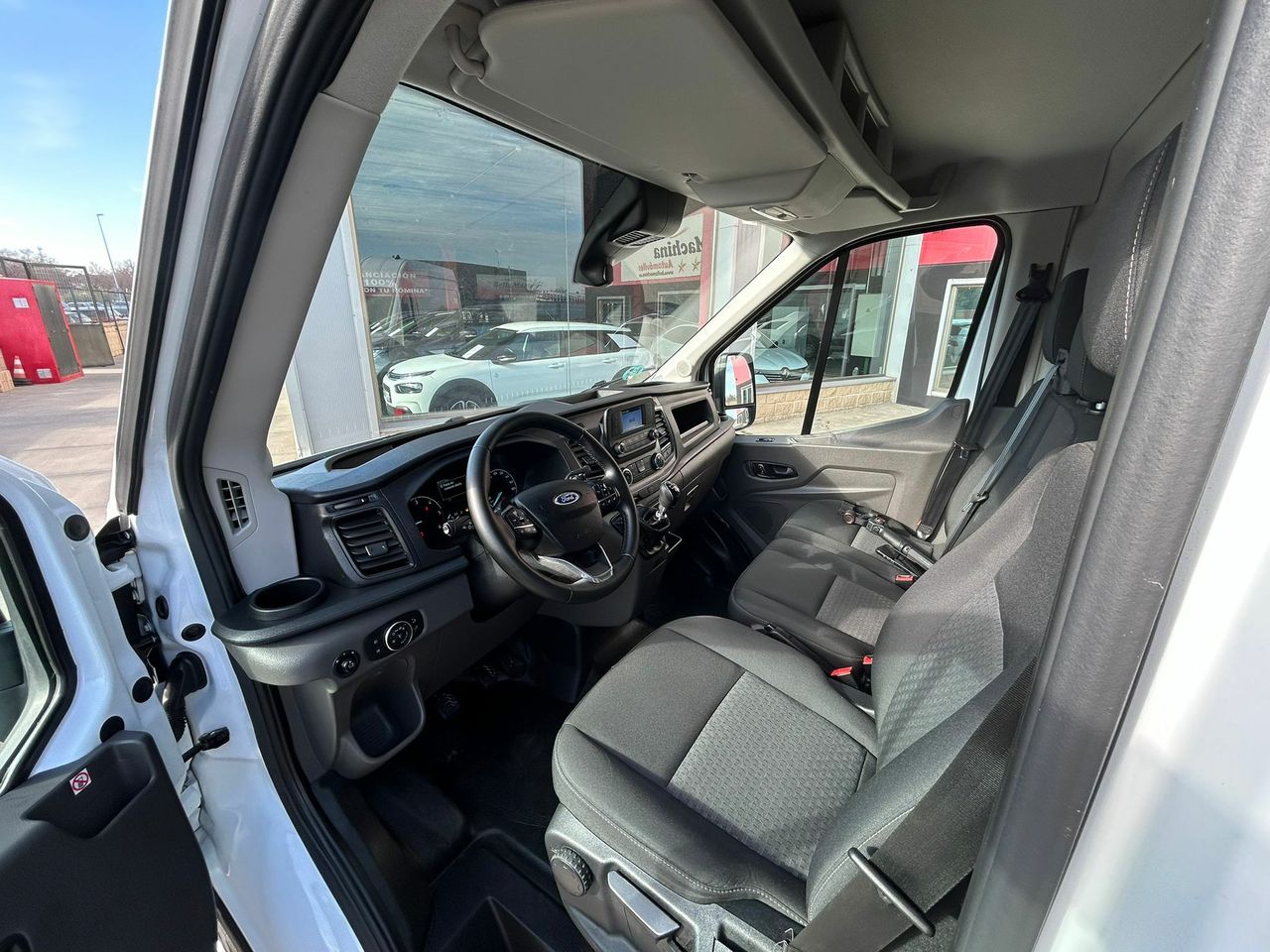 Ford Transit FT 350 L4  - Foto 2