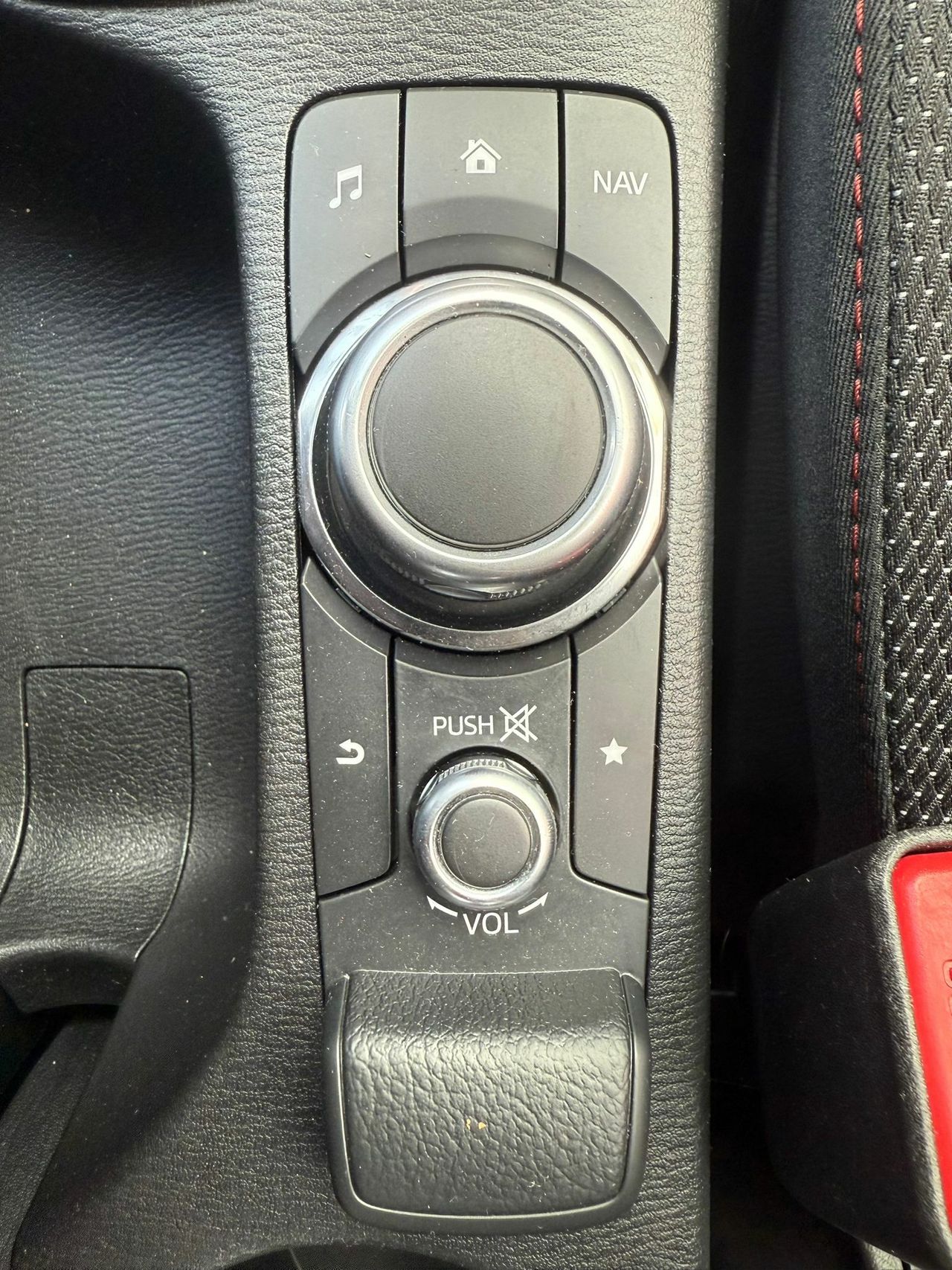 Mazda 2 e-SKYACTIV G 1.5 66kW (90CV) MT Homura - Foto 2