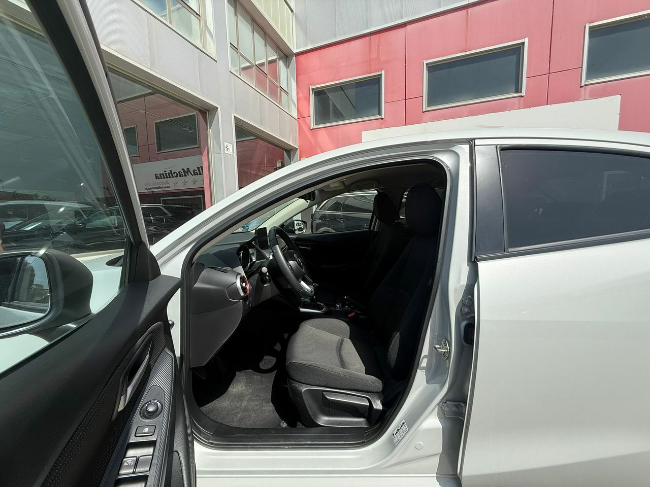 Mazda 2 e-SKYACTIV G 1.5 66kW (90CV) MT Homura - Foto 2