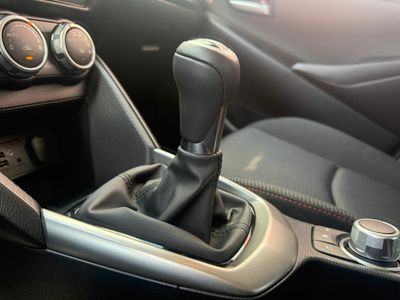 Mazda 2 e-SKYACTIV G 1.5 66kW (90CV) MT Homura