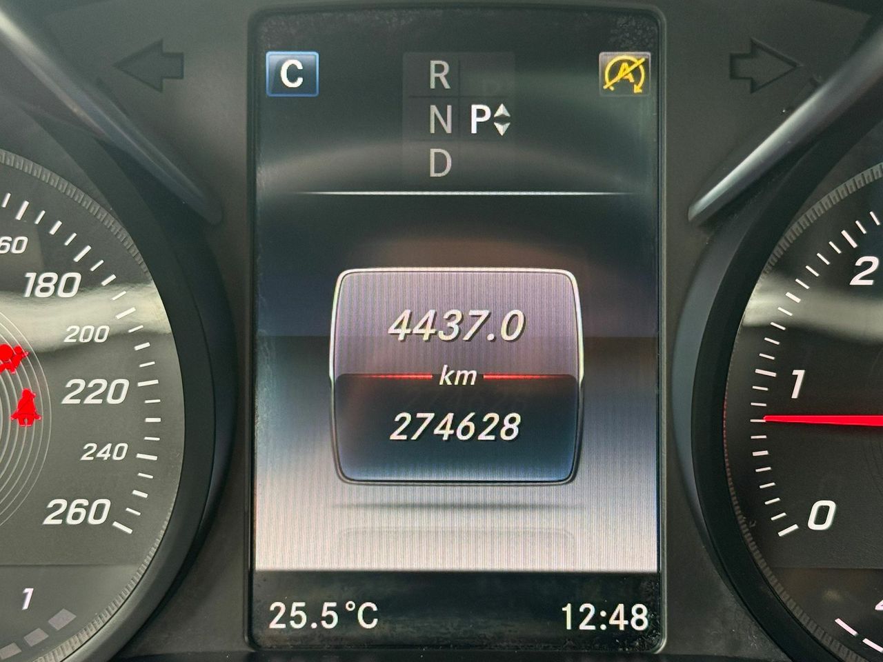 Mercedes Clase C C 220 d 4MATIC AMG Line Estate - Foto 2