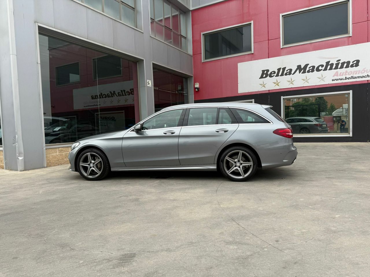 Mercedes Clase C C 220 d 4MATIC AMG Line Estate - Foto 2