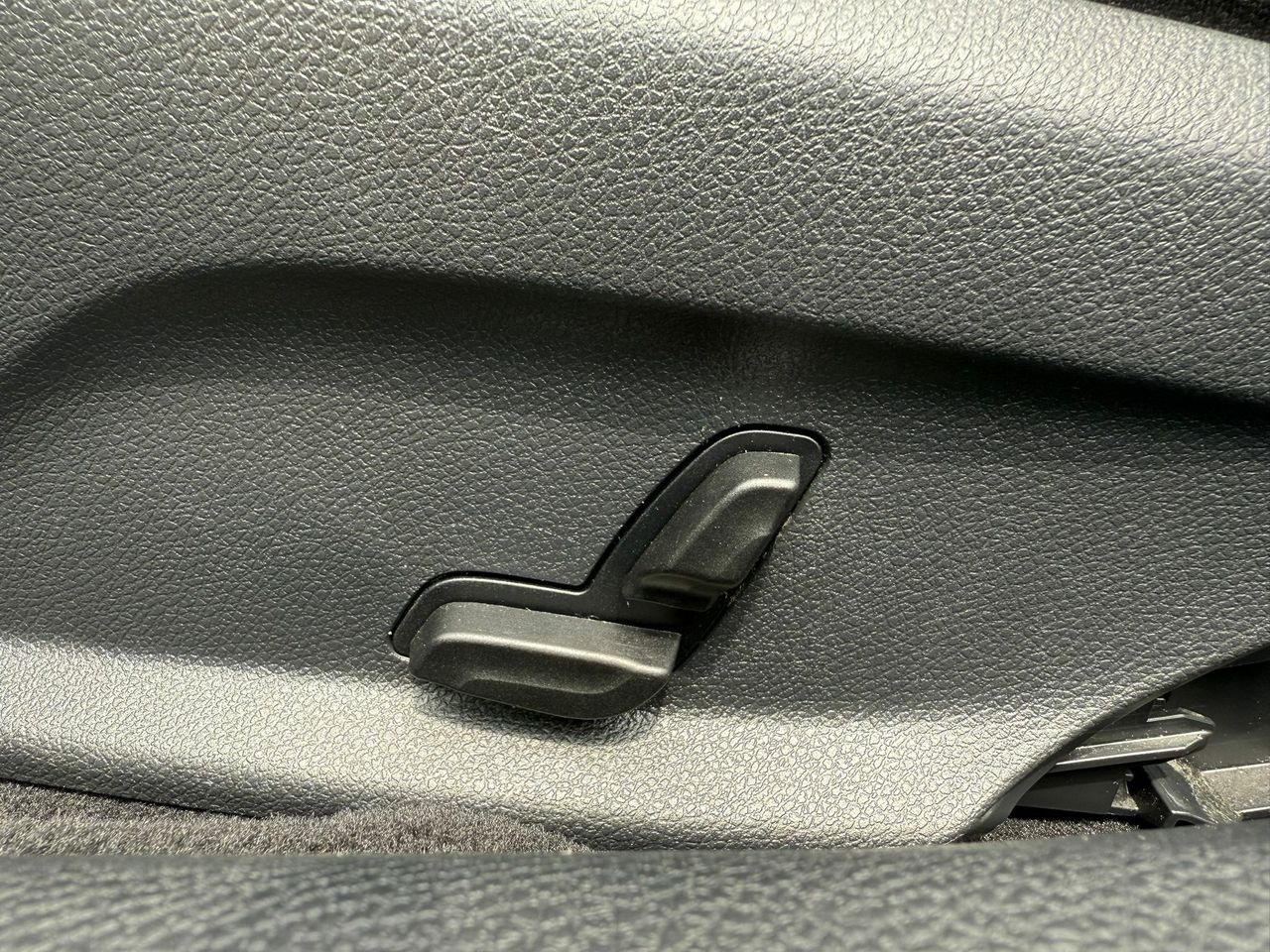 Mercedes Clase C C 220 d 4MATIC AMG Line Estate - Foto 2