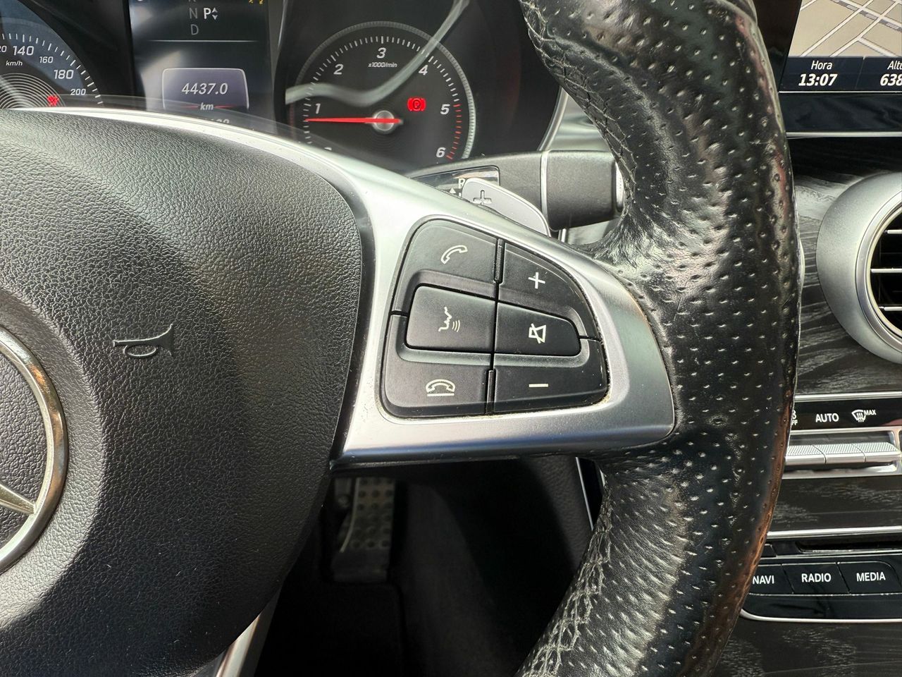 Mercedes Clase C C 220 d 4MATIC AMG Line Estate - Foto 2