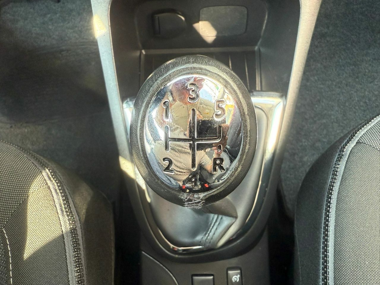 Renault Captur Zen Energy dCi 90 S&S eco2 - Foto 2