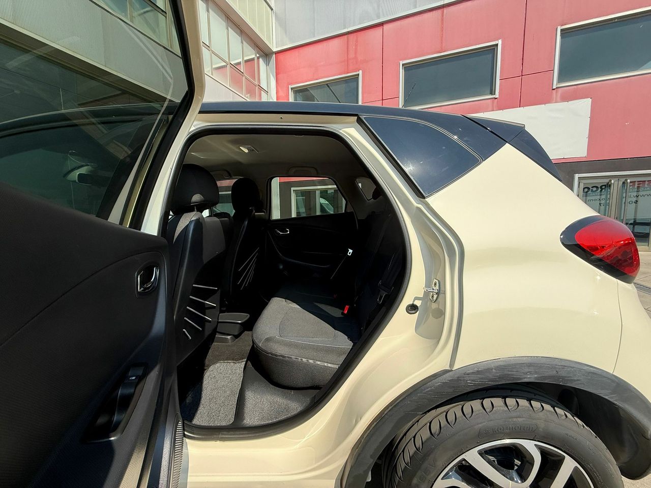 Renault Captur Zen Energy dCi 90 S&S eco2 - Foto 2