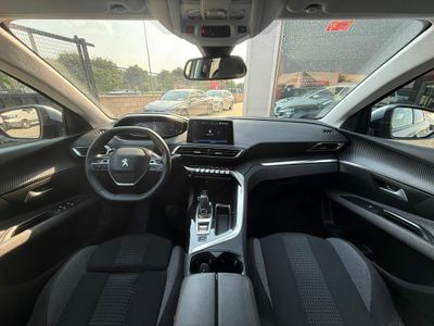 Peugeot 5008 Active BlueHDi 96kW (130CV) S&S EAT8