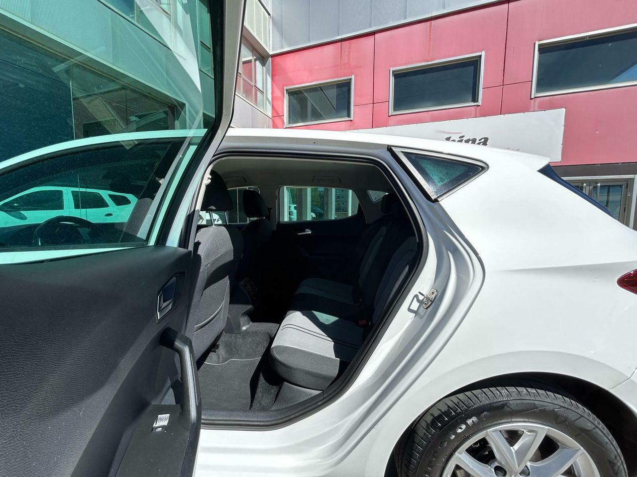 Seat Leon 2.0 TDI 85kW S&S Style - Foto 2