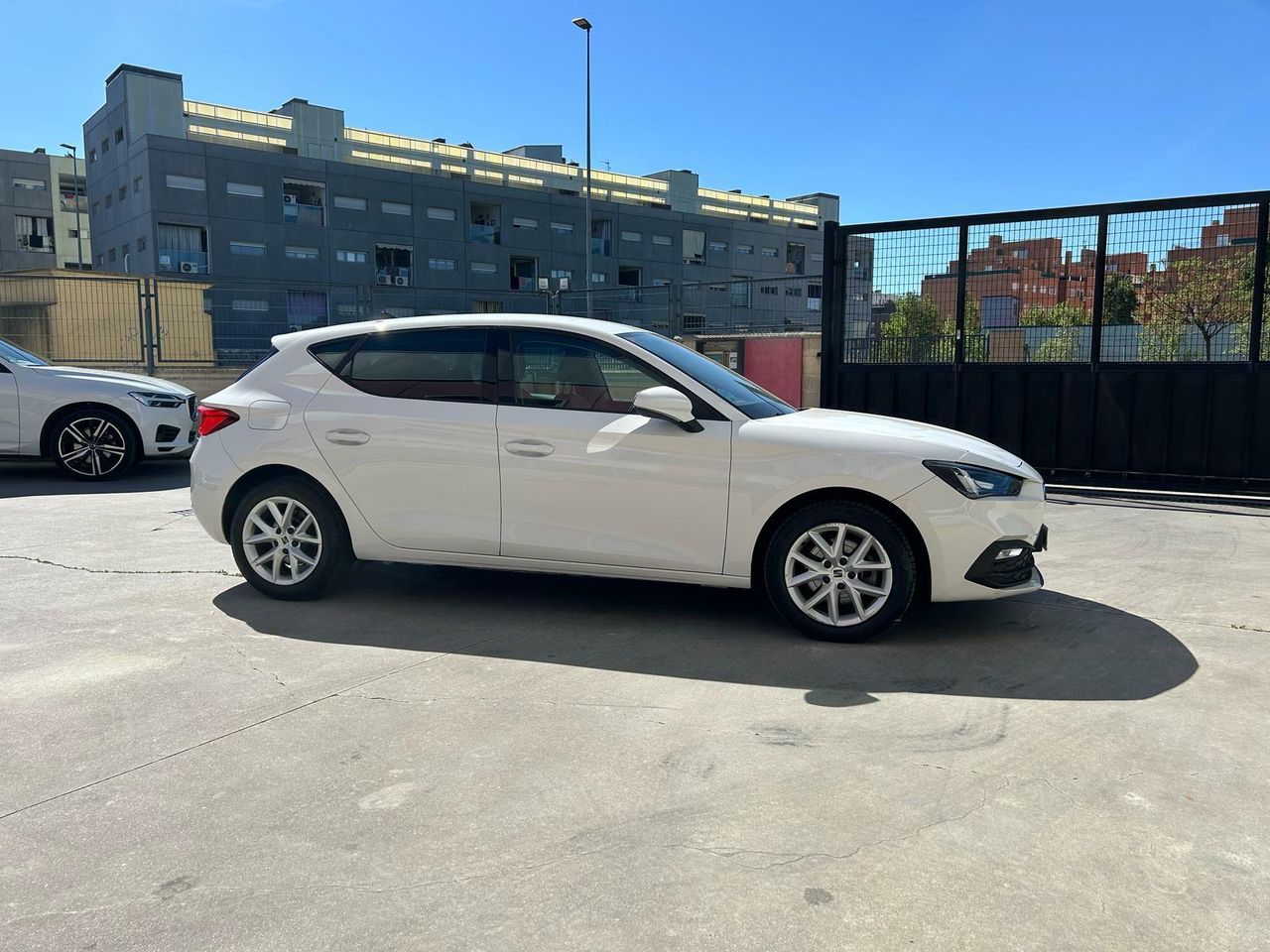 Seat Leon 2.0 TDI 85kW S&S Style - Foto 2