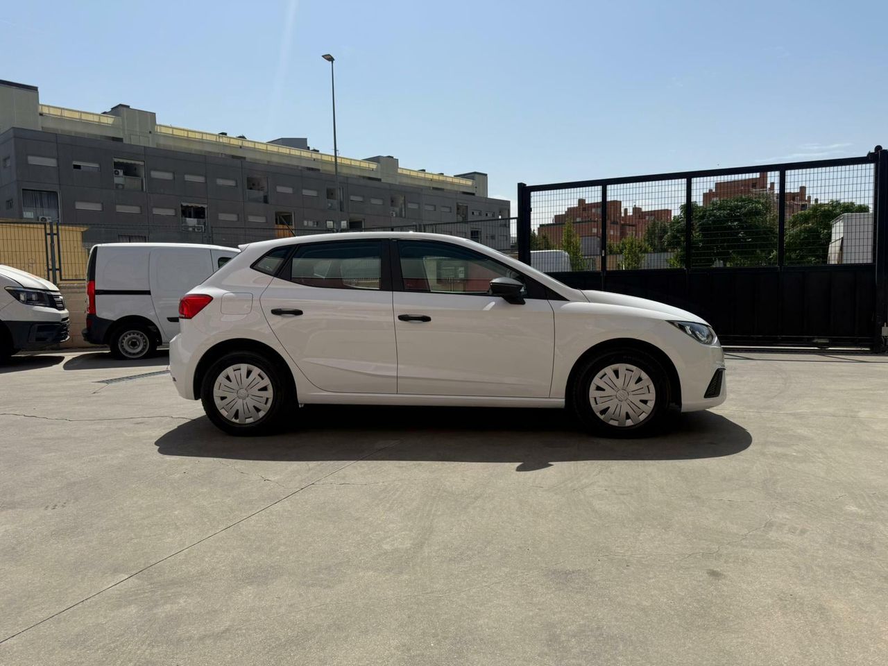 Seat Ibiza 1.6 TDI 70kW (95CV) Reference - Foto 2
