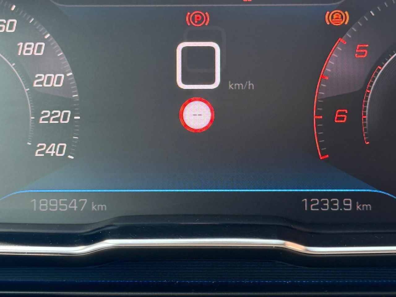 Peugeot 5008 1.5 BlueHDi 96kW (130CV) S&S Allure - Foto 2