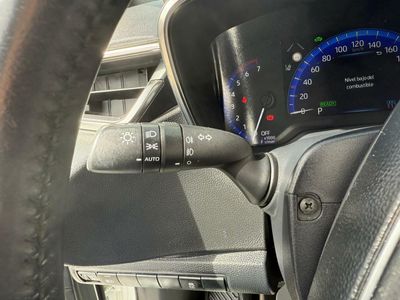 Toyota Corolla 1.8 125H STYLE E-CVT