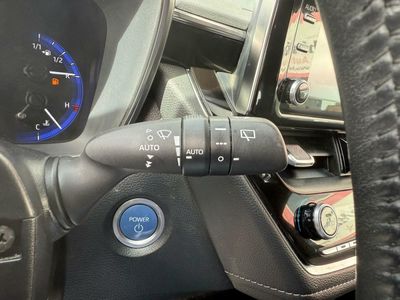 Toyota Corolla 1.8 125H STYLE E-CVT