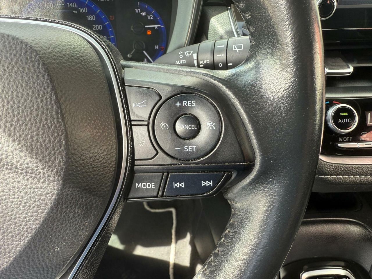 Toyota Corolla 1.8 125H STYLE E-CVT - Foto 2