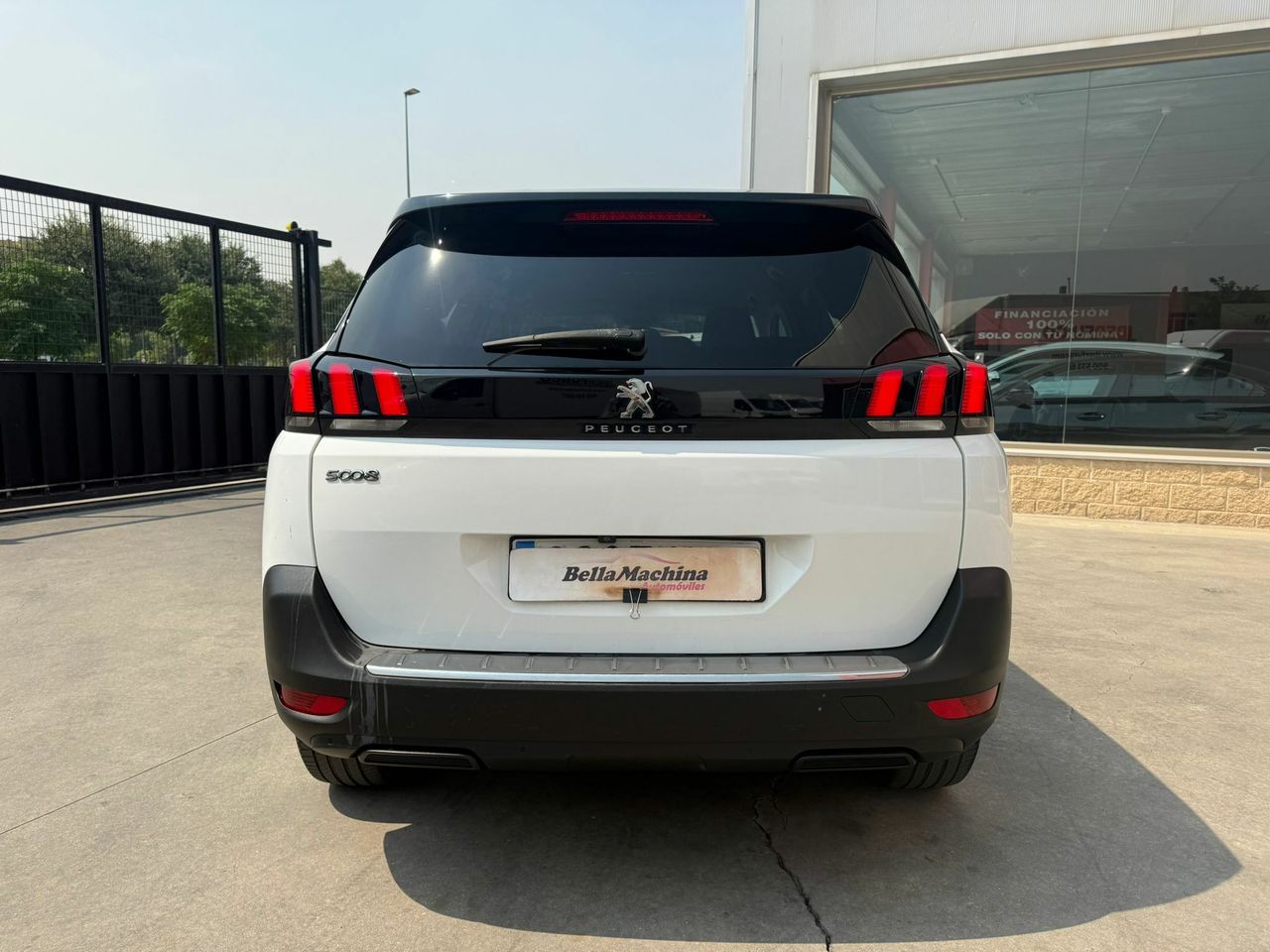 Peugeot 5008 Allure BlueHDi 96kW (130CV) S&S EAT8 - Foto 2