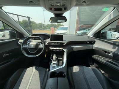 Peugeot 5008 Allure BlueHDi 96kW (130CV) S&S EAT8