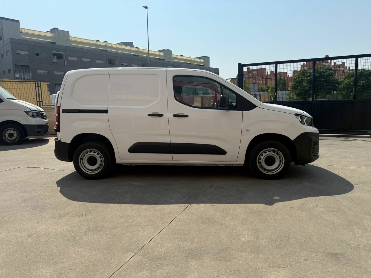 Peugeot Partner TEPEE Access BlueHDi 1.6 HDi 100 - Foto 2