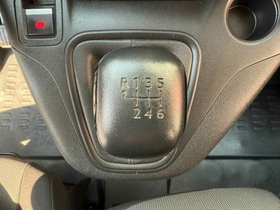 Peugeot Partner TEPEE Access BlueHDi 1.6 HDi 100