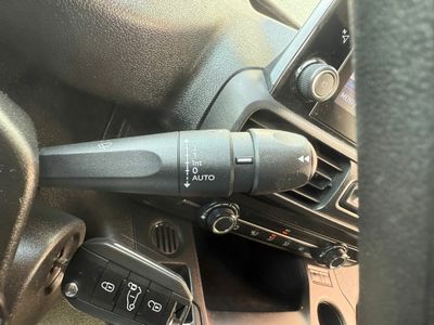 Peugeot Partner TEPEE Access BlueHDi 1.6 HDi 100