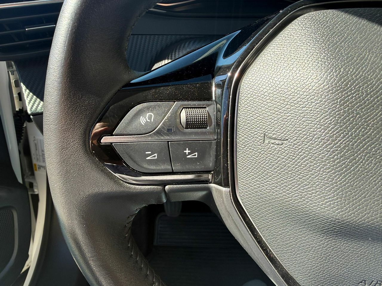 Peugeot 2008 Active BlueHDI 81kW (110CV) - Foto 2