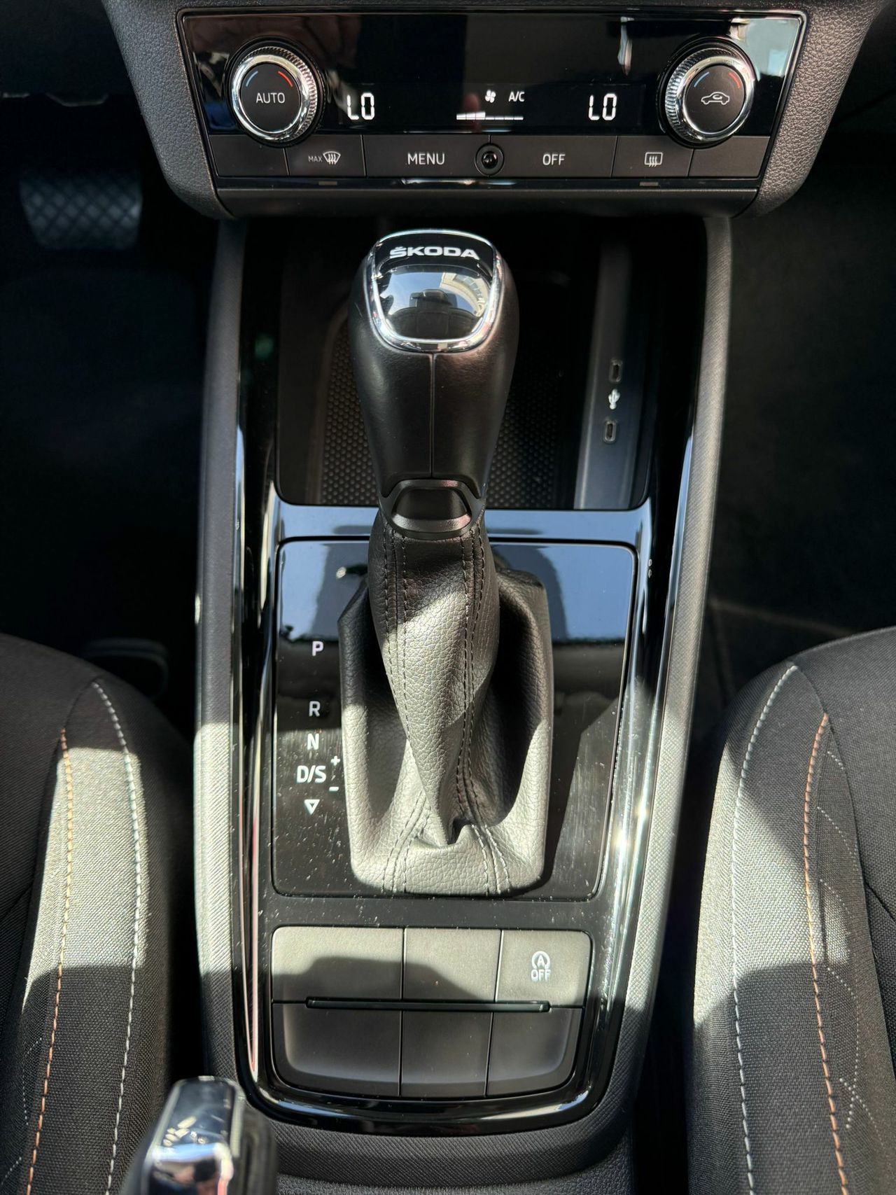 Skoda Scala SCALA 1.6 TDI 85 KW (115 CV) DSG Ambitio - Foto 2