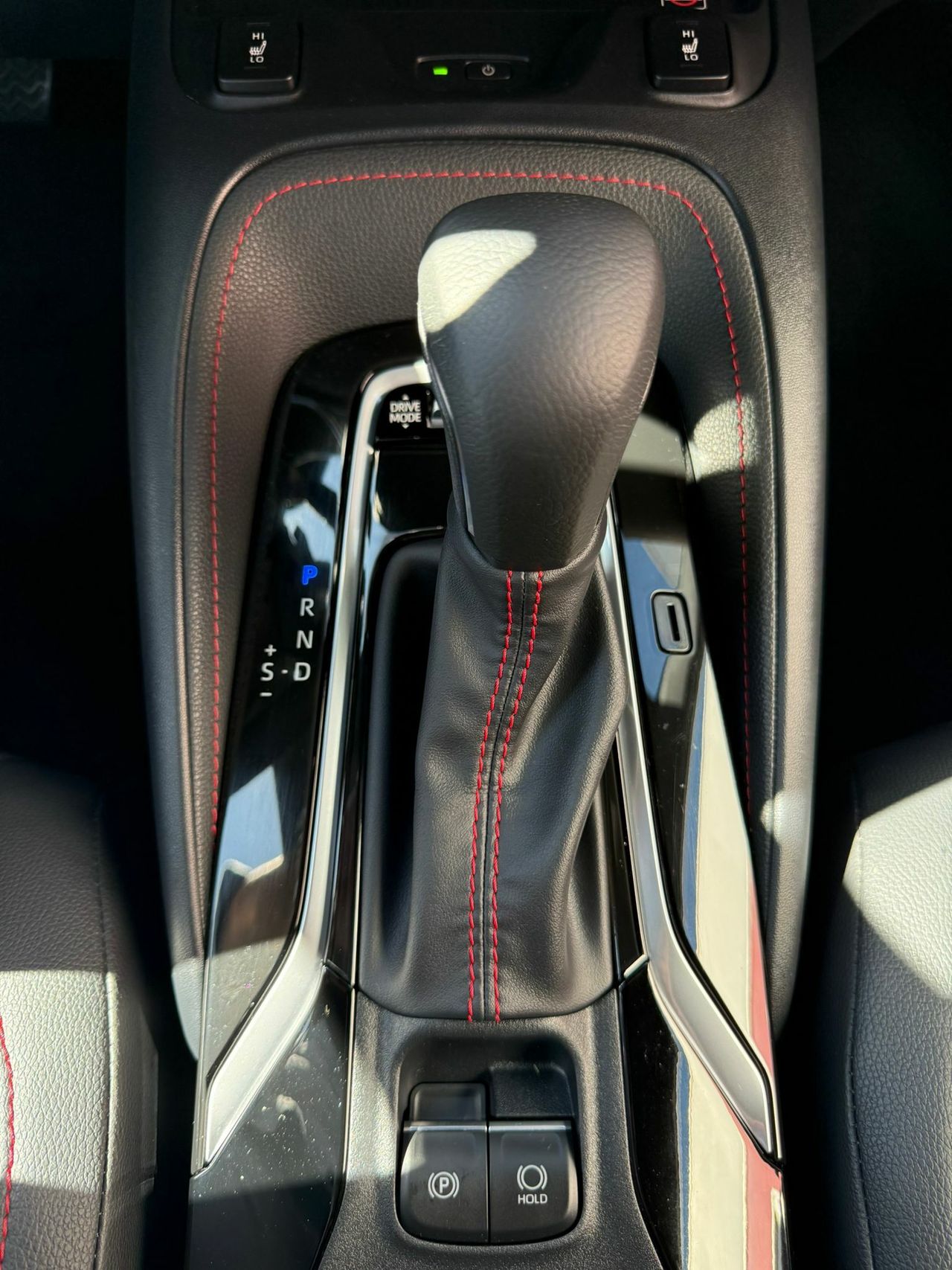 Toyota Corolla 200H GR-Sport - Foto 2