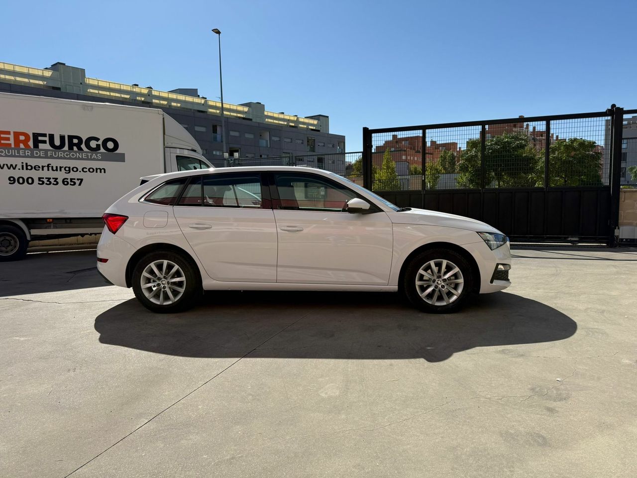 Skoda Scala SCALA 1.6 TDI 85 KW (115 CV) DSG Ambitio - Foto 2