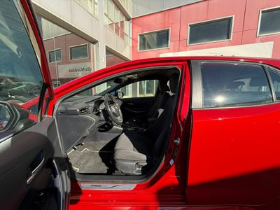Toyota Corolla 1.8 125H ACTIVE TECH E-CVT