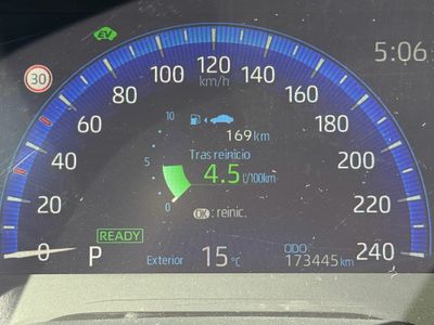 Toyota Corolla 1.8 125H ACTIVE TECH E-CVT