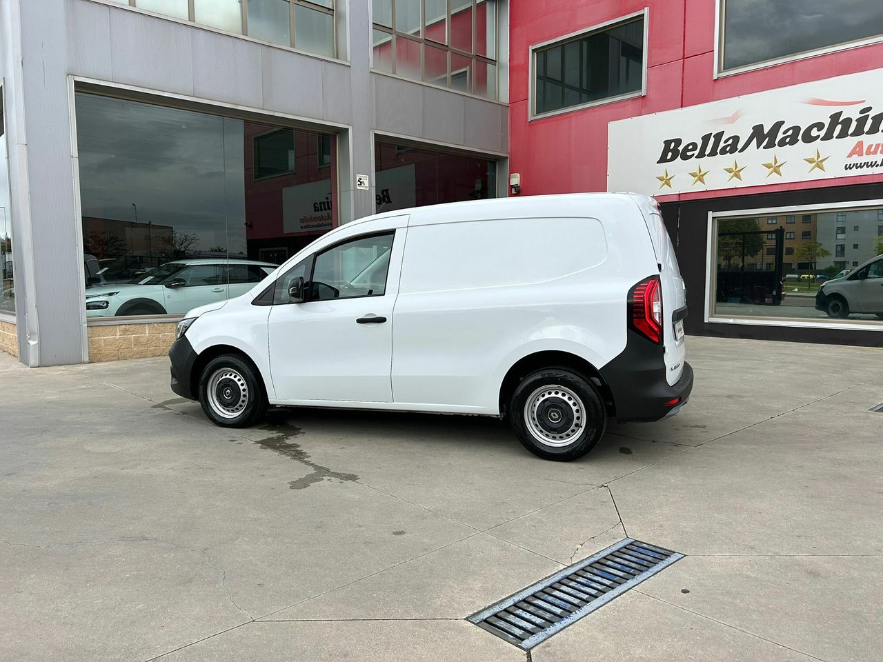 Renault Kangoo PROFESIONAL 1.5 BLUE DCI 75 CV  - Foto 2