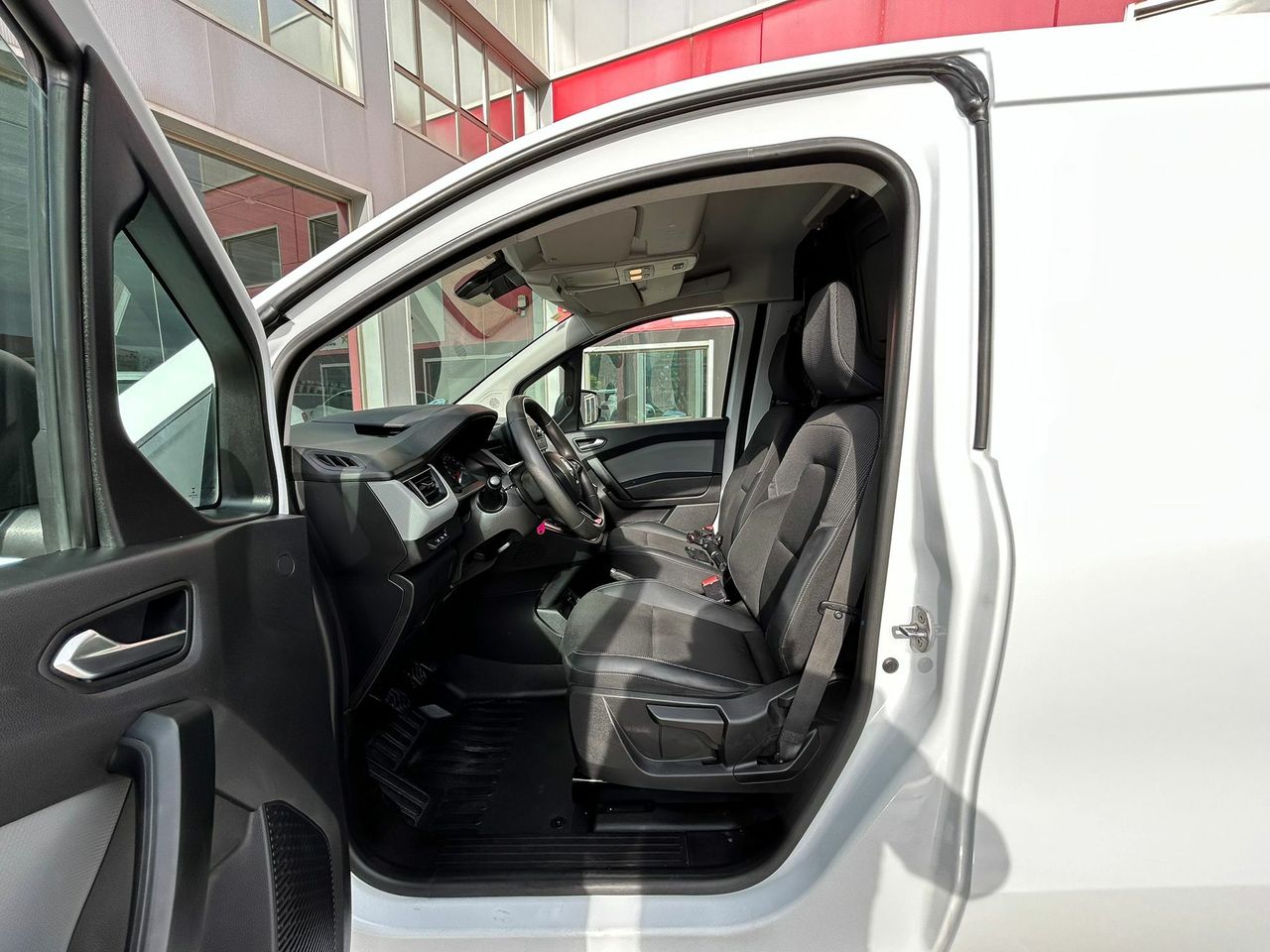 Renault Kangoo PROFESIONAL 1.5 BLUE DCI 75 CV  - Foto 2