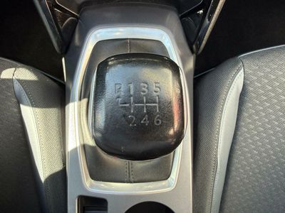 Peugeot 2008 Allure BlueHDI 100 S&S BVM6