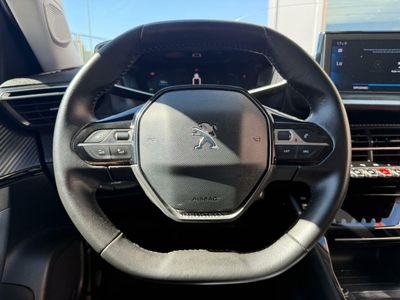 Peugeot 2008 Allure BlueHDI 100 S&S BVM6