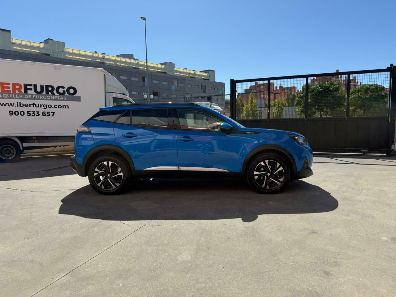 Peugeot 2008 Allure BlueHDI 100 S&S BVM6 - Foto 2