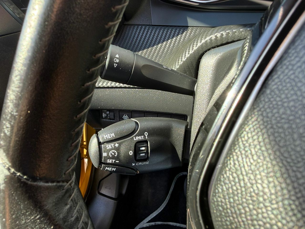 Peugeot 208 PureTech 73kW (100CV) Active Pack - Foto 2