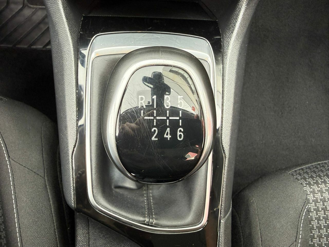 Peugeot 308 5p Style BlueHDi 130 S&S 6 Vel. MAN - Foto 2