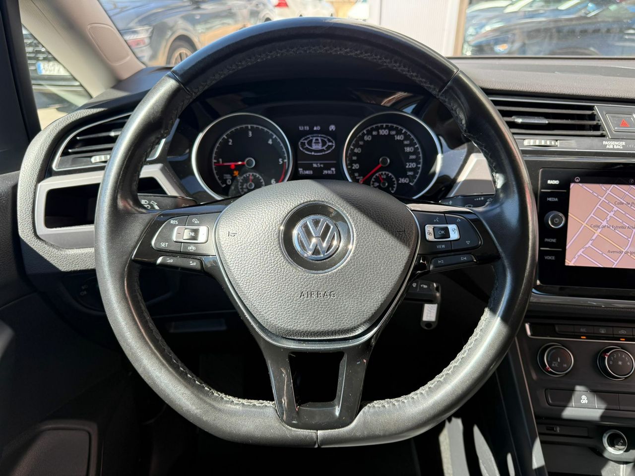 Volkswagen Touran Business 1.6 TDI 85kW (115CV) - Foto 2