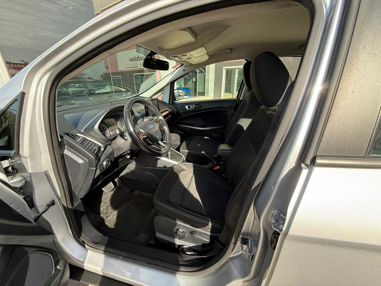 Ford Ecosport 1.0L EcoB 92kW (125CV) S&S Trend Auto - Foto 2