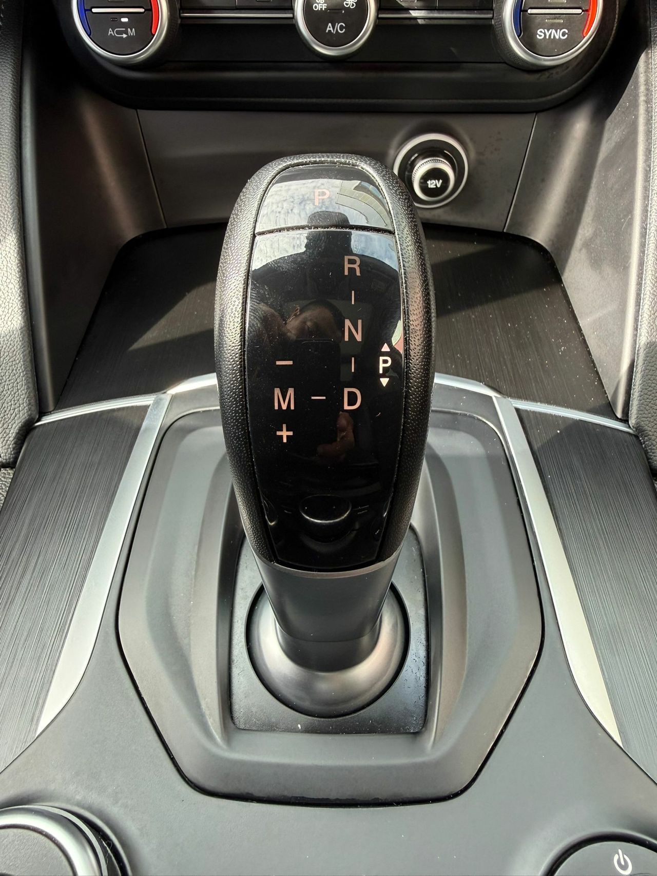 Alfa Romeo Stelvio 2.2 Diésel 140kW (190CV) Executive AWD - Foto 2