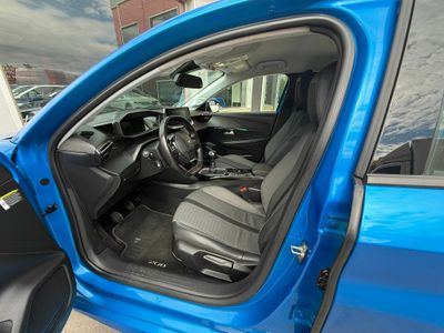 Peugeot 208 BlueHDi 73kW (100CV) Allure