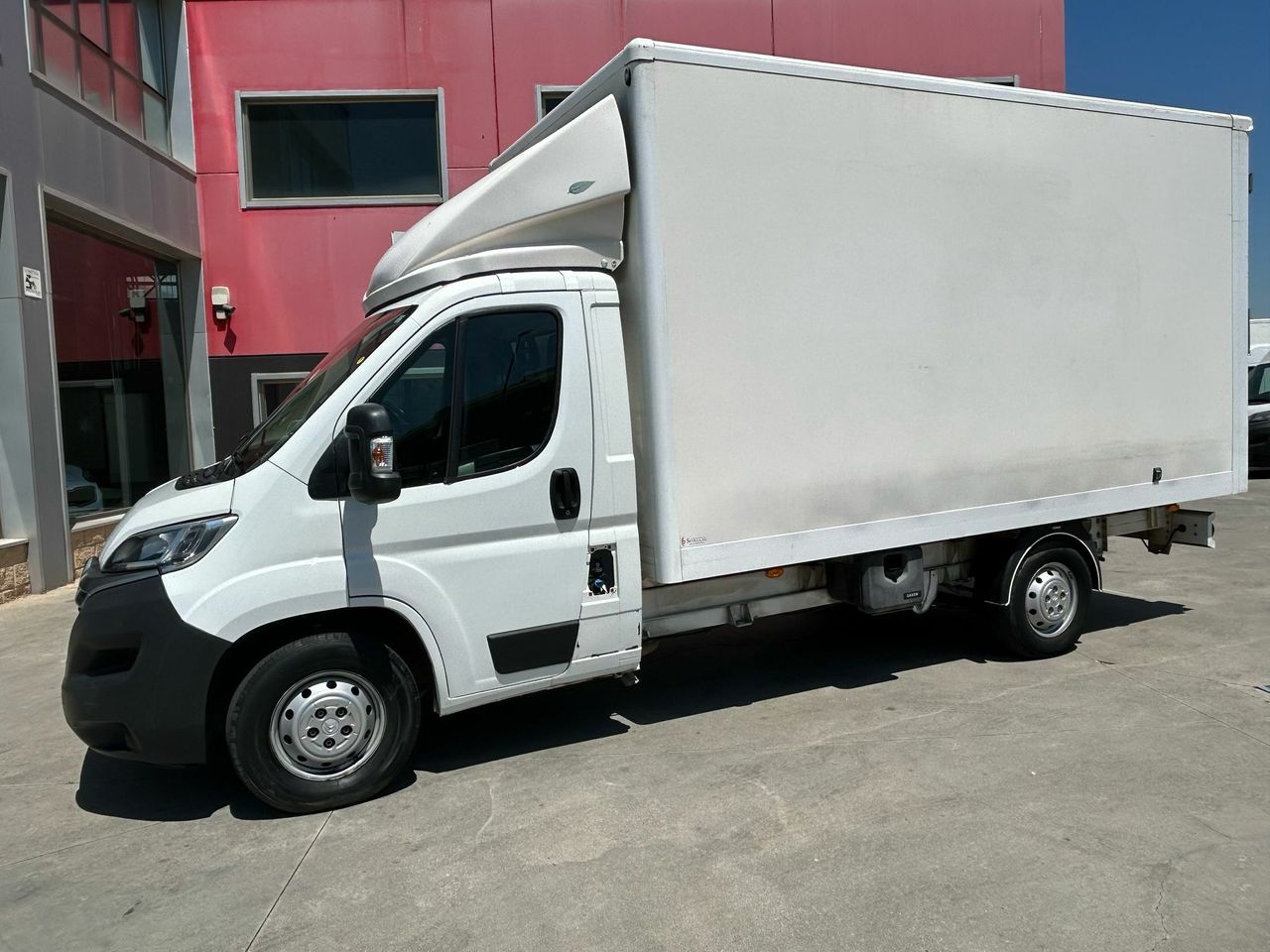 Volkswagen Crafter CARROZADA  - Foto 2