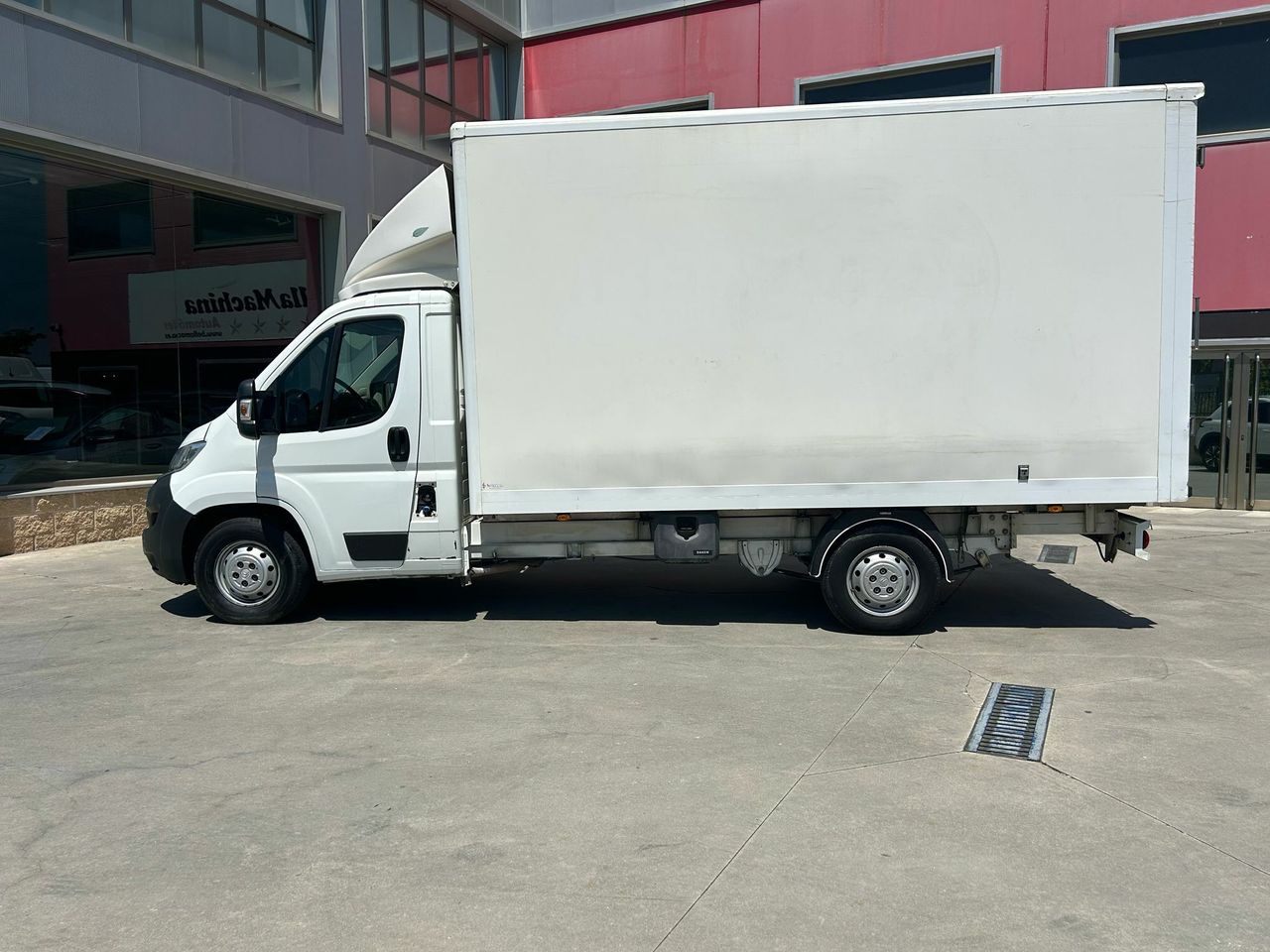 Volkswagen Crafter CARROZADA  - Foto 2