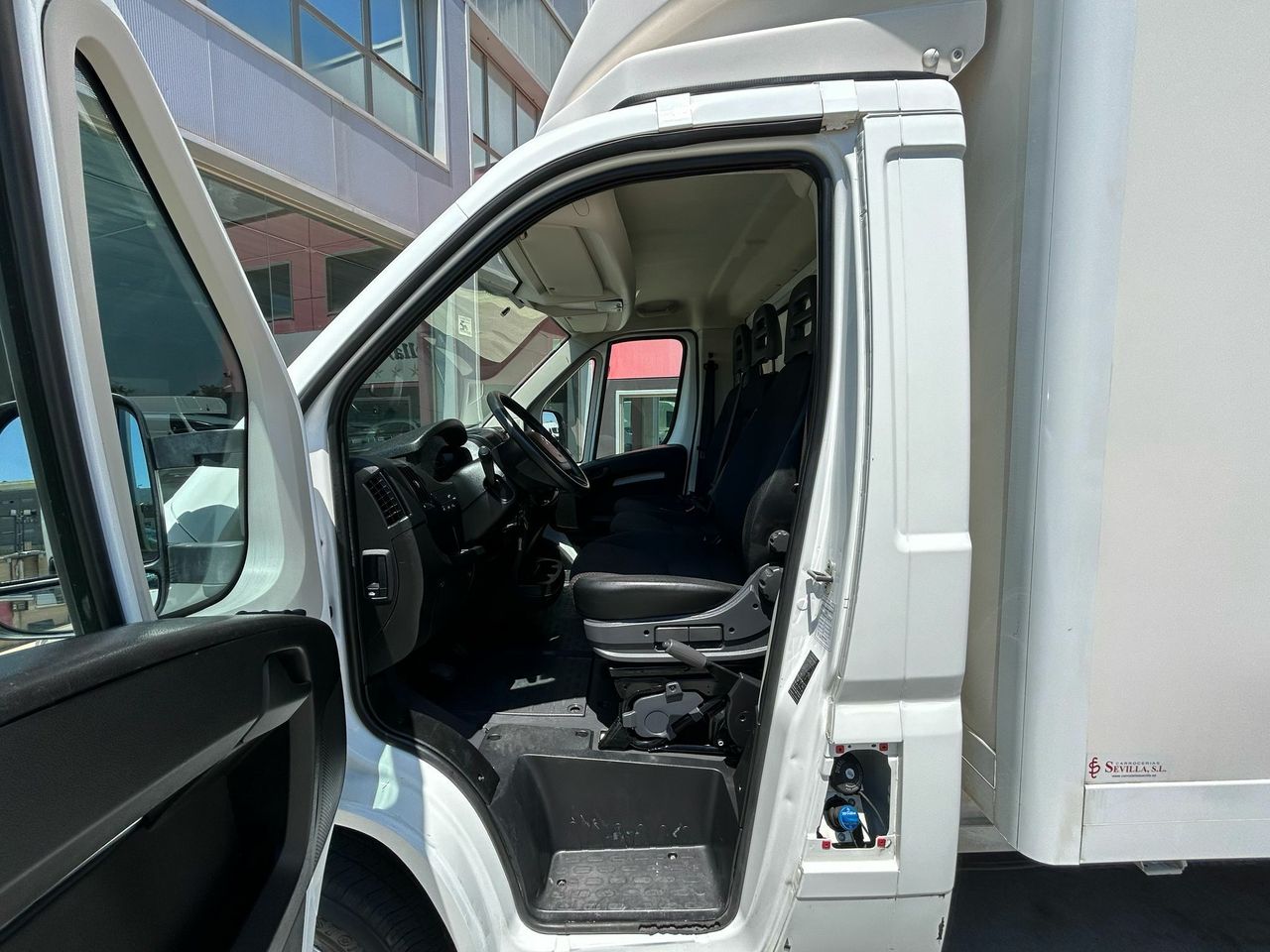 Volkswagen Crafter CARROZADA  - Foto 2