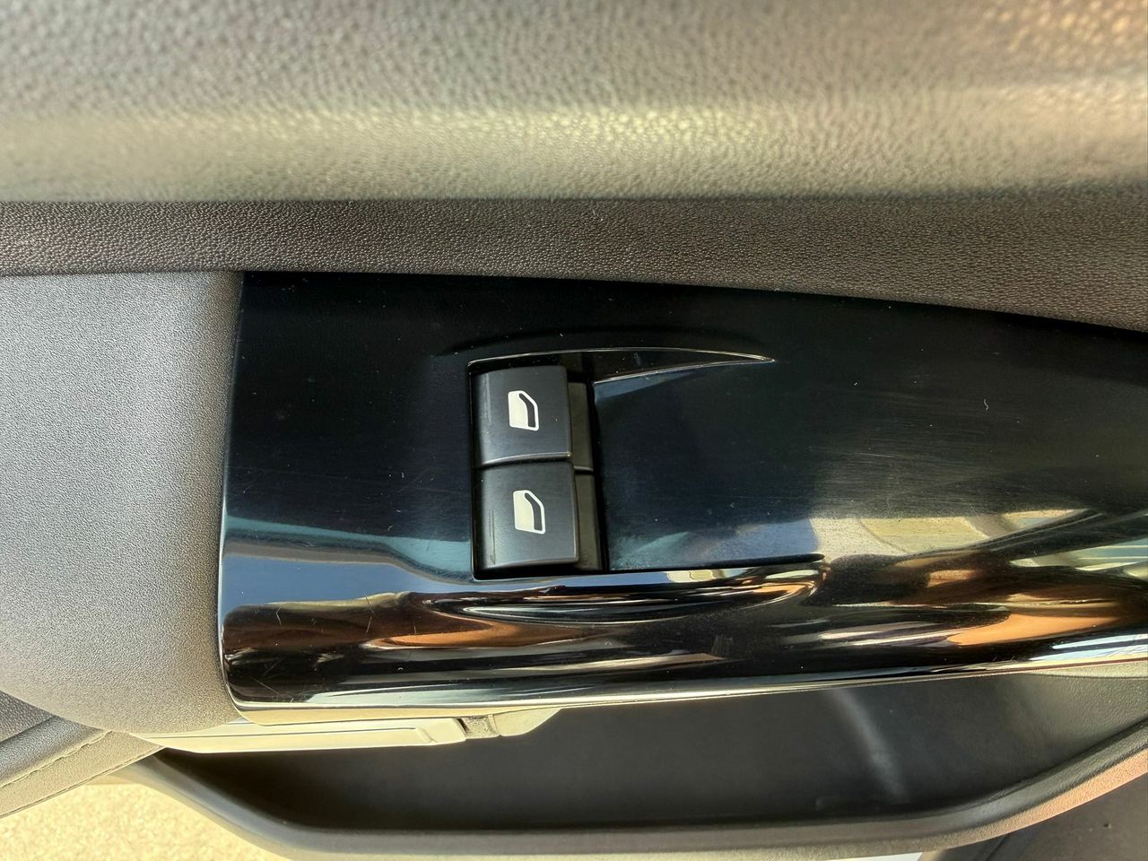 Citroën C4 Cactus BlueHDi 88KW (120CV) EAT6 Feel - Foto 2