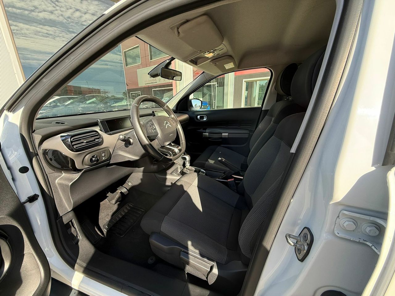 Citroën C4 Cactus BlueHDi 88KW (120CV) EAT6 Feel - Foto 2