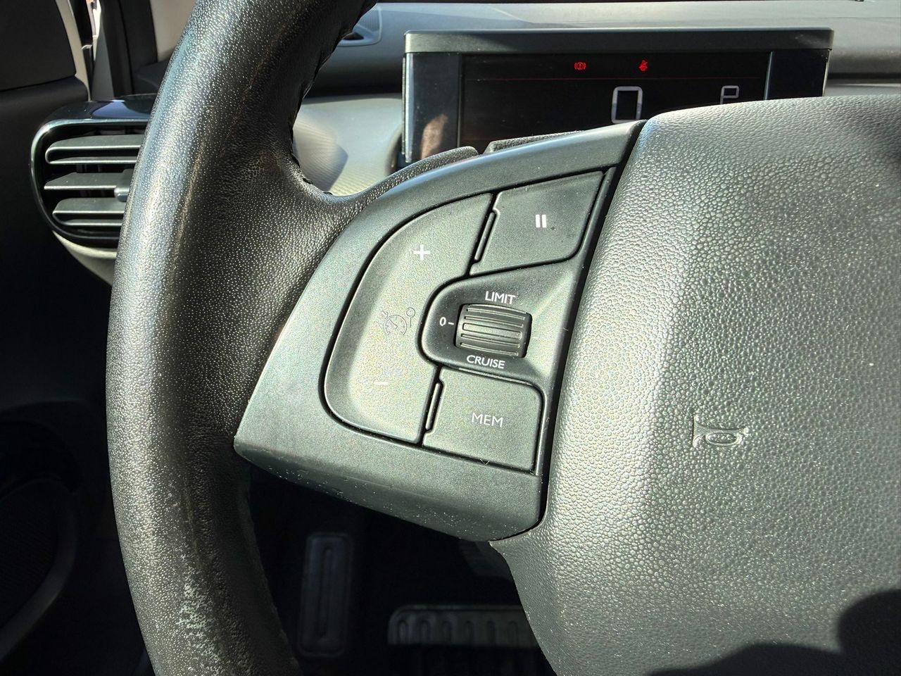 Citroën C4 Cactus BlueHDi 88KW (120CV) EAT6 Feel - Foto 2