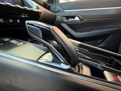 Peugeot 508 5P Active Pack BlueHDi 130 S&S EAT8