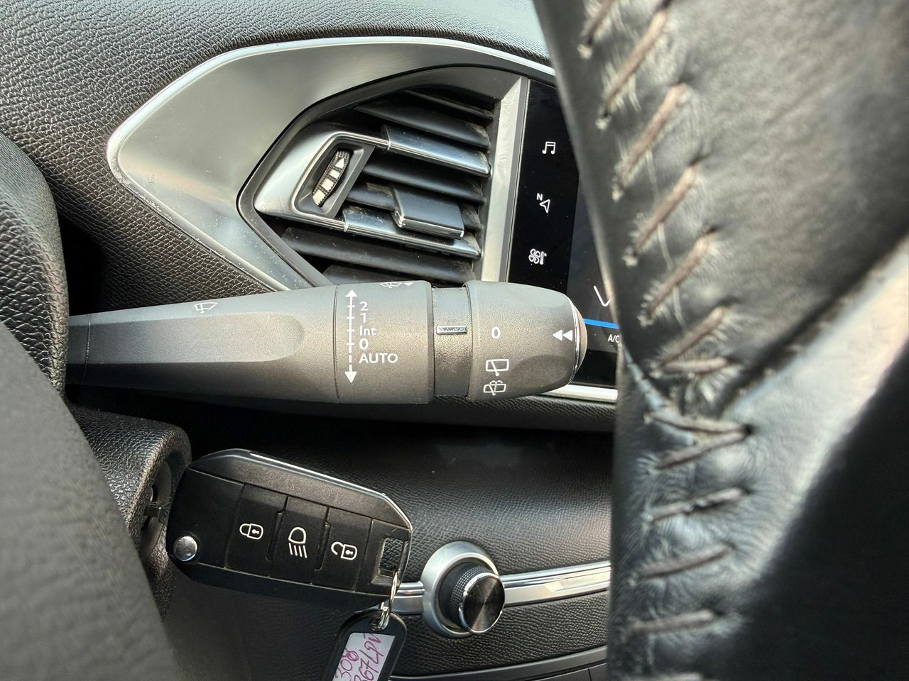 Peugeot 308 5p Active Pack BlueHDi 130 S&S - Foto 2